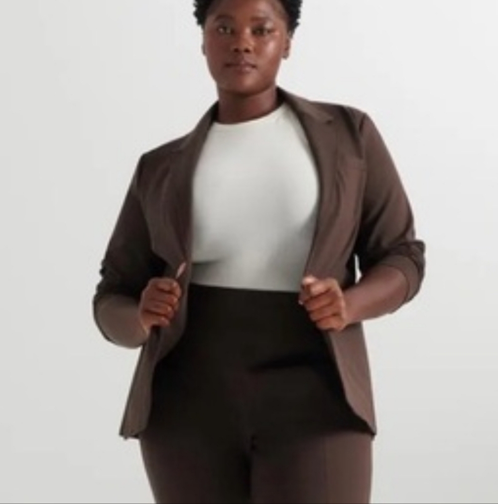 PARI PASSU Ponte Debi Blazer Espreso 18. NWT Open Blazer. Plus Office Casual.